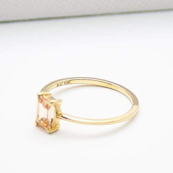 Solid 10K Yellow Gold Smoky Topaz Ring - Picture 5 of 9